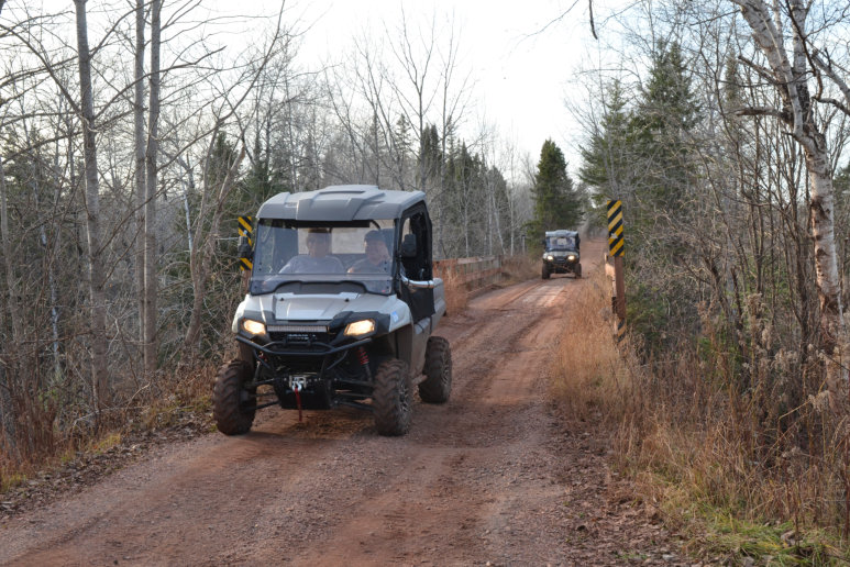 Orvs on county trail